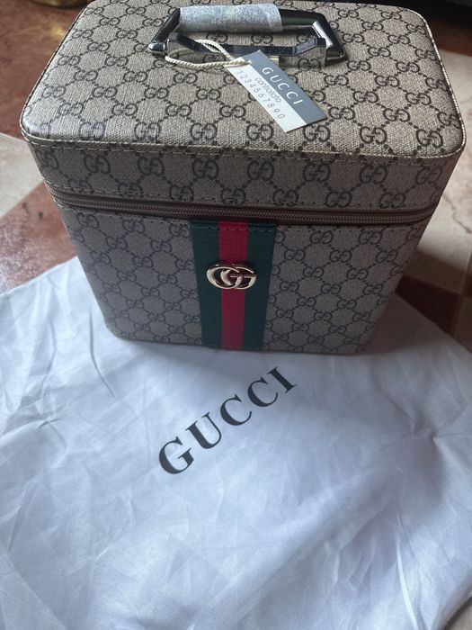 Necessaire Gucci
