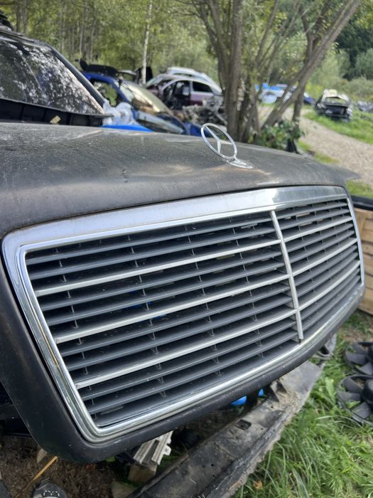 Решітка радіатора Mercedes Benz W140 розборка A1408881241