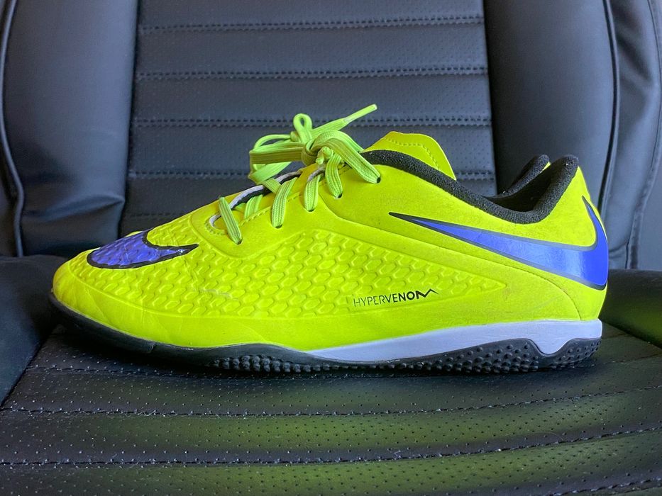 Nike Hypervenom 38 (24cm) buty piłkarskie halówki