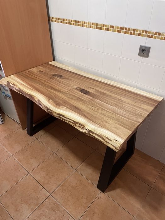 Tampo da mesa de madeira maciça