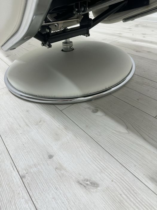 Шкіряне крісло”Relax”