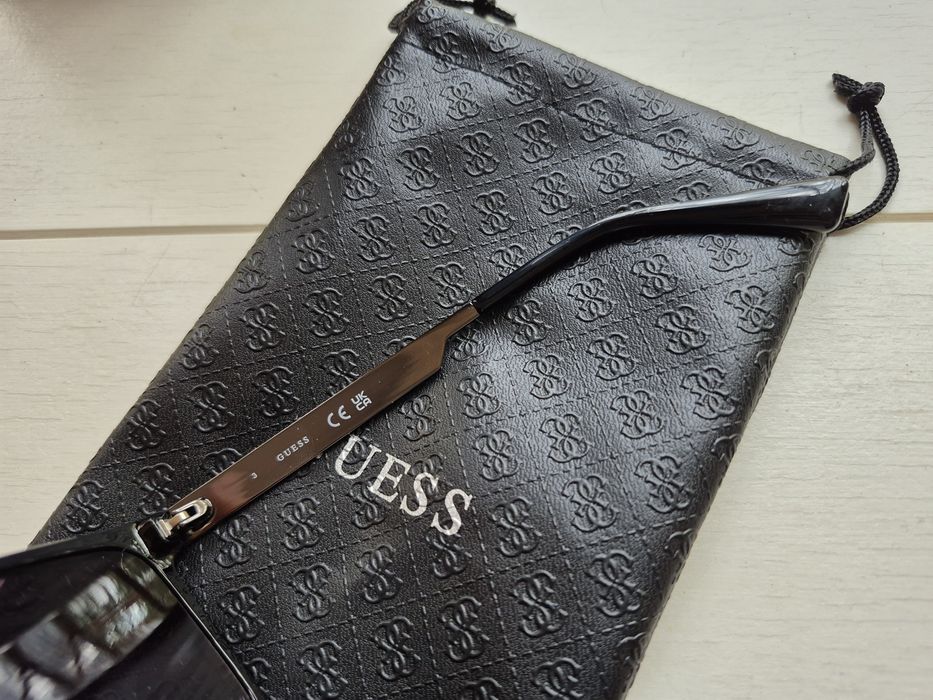 Okulary Przeciwsłoneczne Męskie Guess GF5063 05B