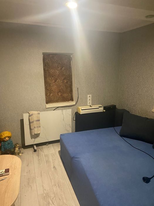 Продам невеликий будинок із зручностями, двома видами опалення