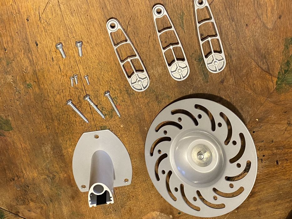 Uchwyt sufitowy do projektora