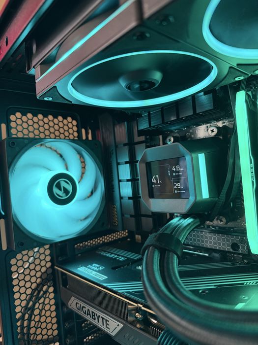 Komputer do gier AMD Ryzen 7 7800X3D Nvidia RTX 5070 Ti 32GB DDR5 1TB NVMe Windows Nowy Gwarancja FV