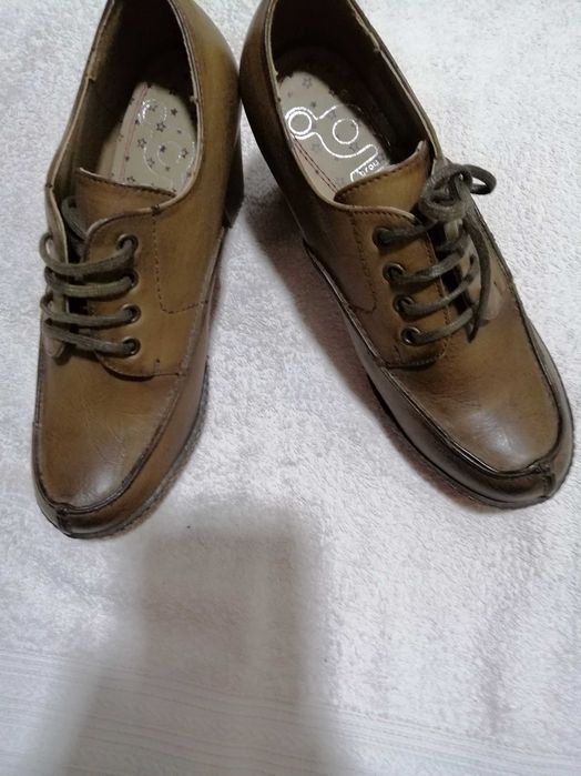 Sapatos em pele, Guimarães, t. 36, Novo