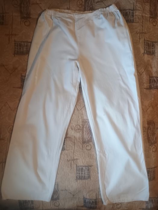 Продається спецодяг кондитера,б/у,