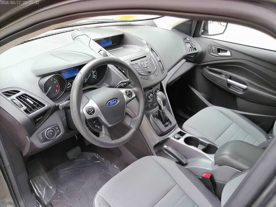 Ford Escape      2015