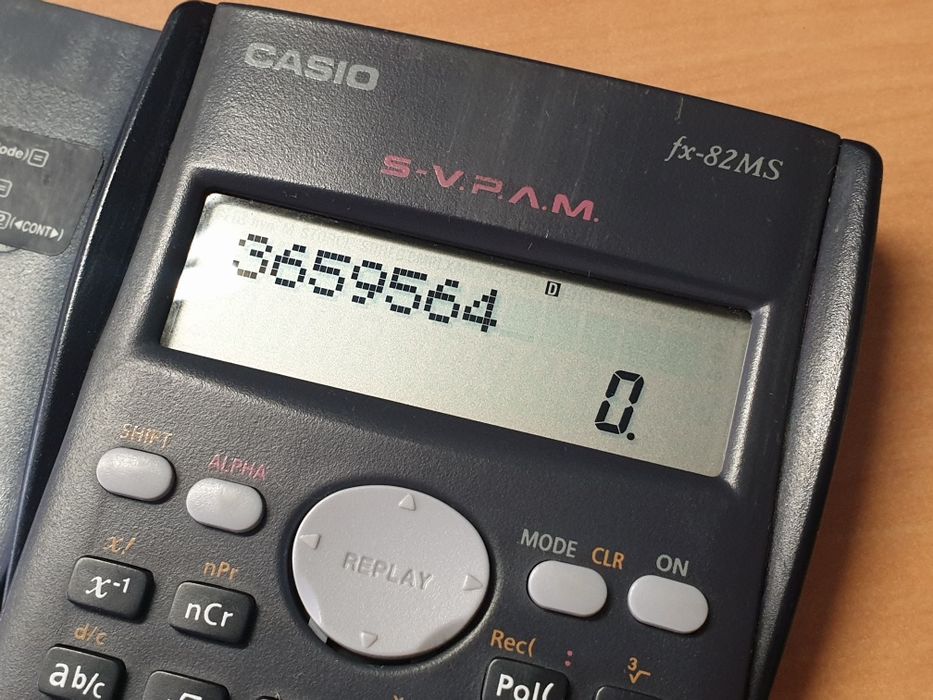 2x Maquinas Calcular Casio Scientificas FX-82 SX e FX-82 MS