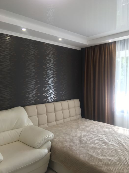 Сдается посуточно 1-комнатная квартира в центре города Шостки