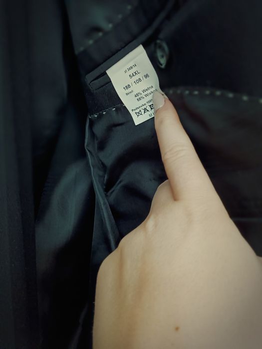 Garnitur czarny ze spodniami