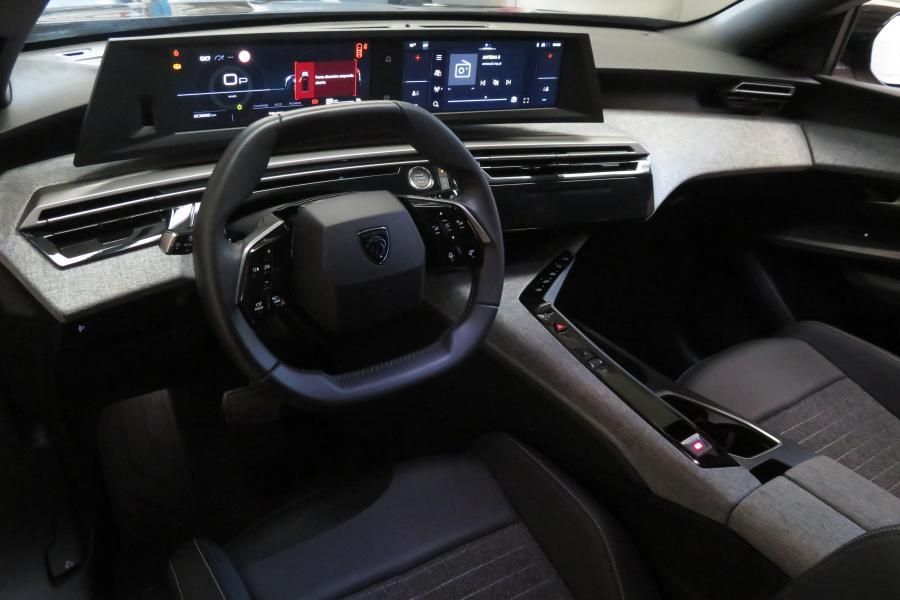 Peugeot 5008 1.2 Hybrid Allure e-DCS6