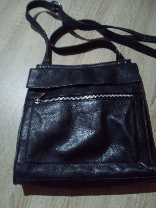 Męska torebka listonoszka