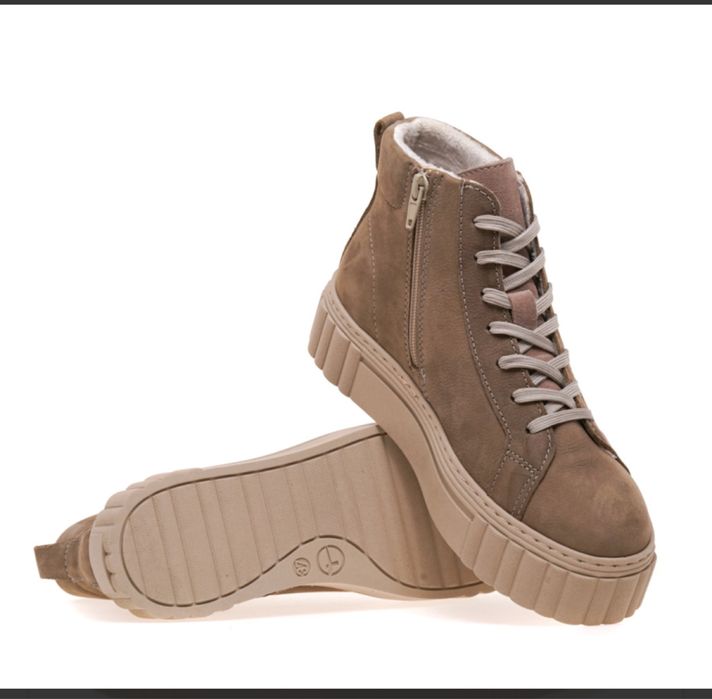 Демісезонні ботинки Tamaris 41 розмір