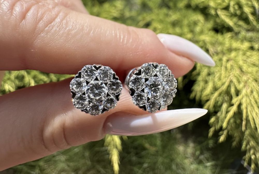 Золоті сережки пусети з діамантами,с бриллиантами, 1.9 ct.,4.2мм.3 мм.