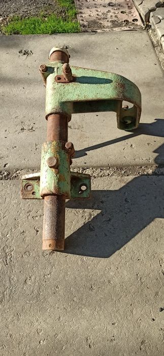 Автоподатчик (луноход) для строгального и фрезерного станка и стойка к