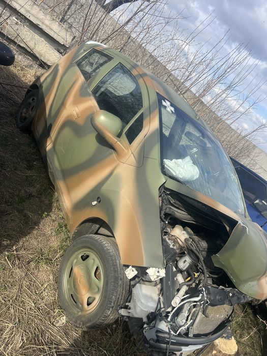 Chevrolet Spark 2013 год 1.0 бензин