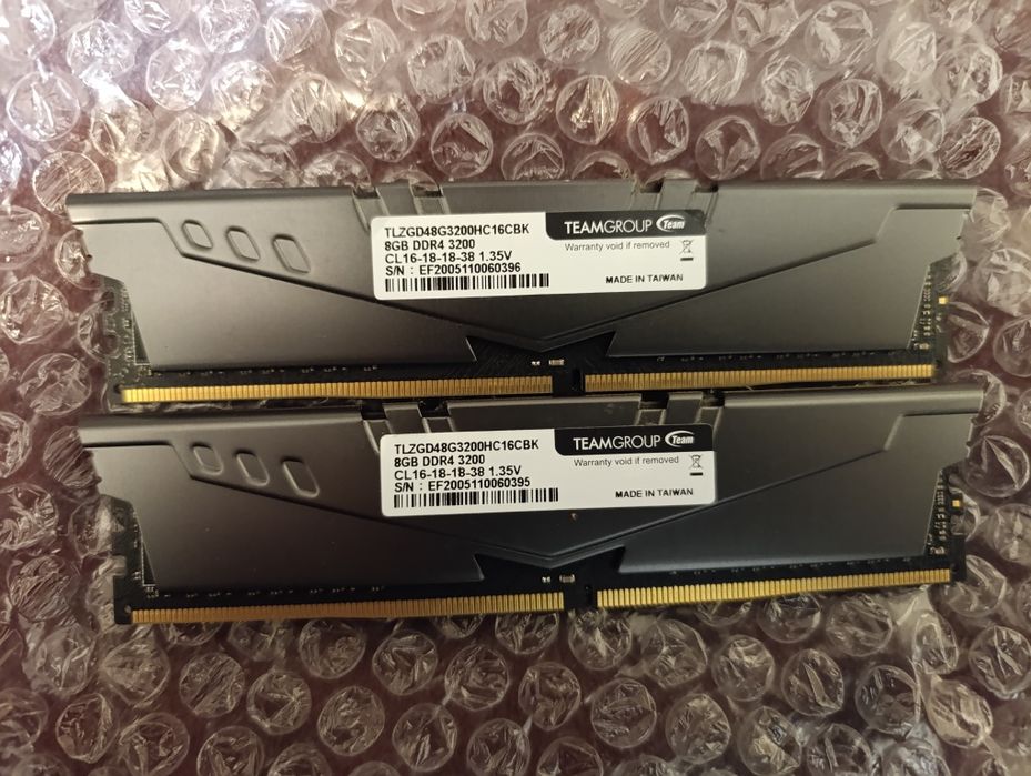 Оперативна пам'ять T-Force DDR4 16GB 3200 Mhz