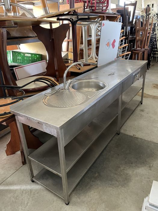 Bancada de inox c/ pia