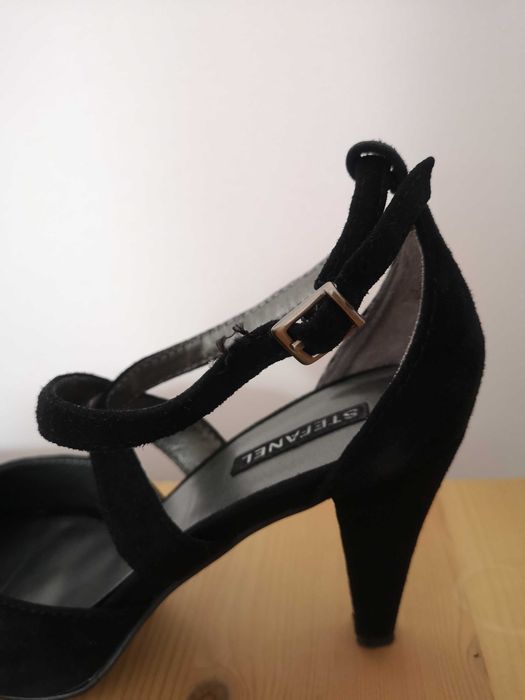 Sandálias em camurça peep toe Stefanel 37