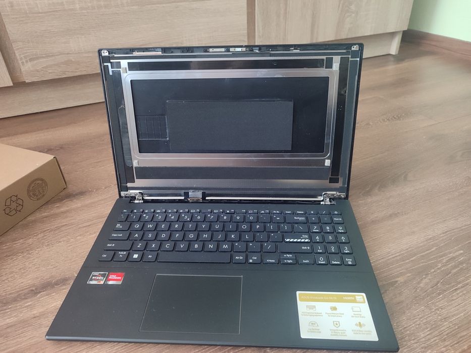 ASUS Vivobook Go 15 E1504FA – Ryzen 5 / 8 GB / 512 GB SSD – bez matrycy