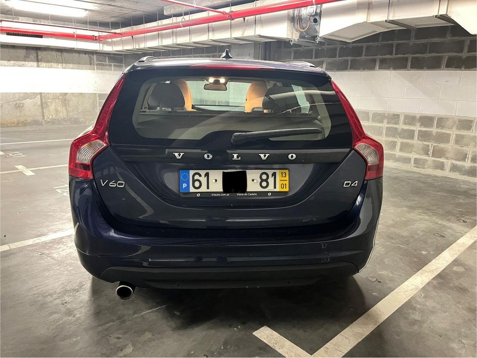 Volvo V60 D4 2013