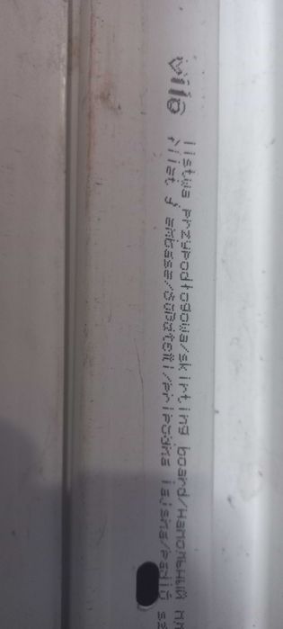 Listwy przypodłogowe Vilo Esquero białe