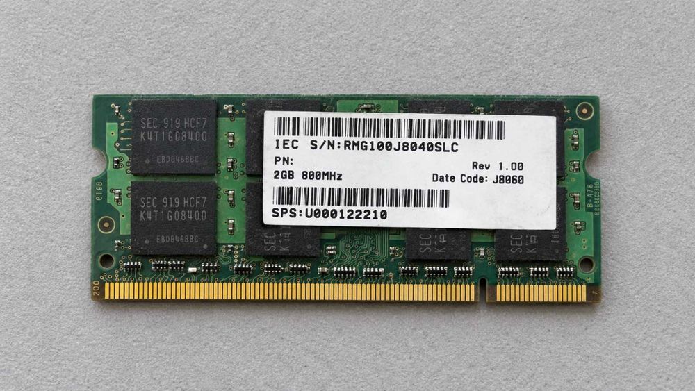 Memória RAM Samsung 2GB DDR2 800MHz SO-DIMM