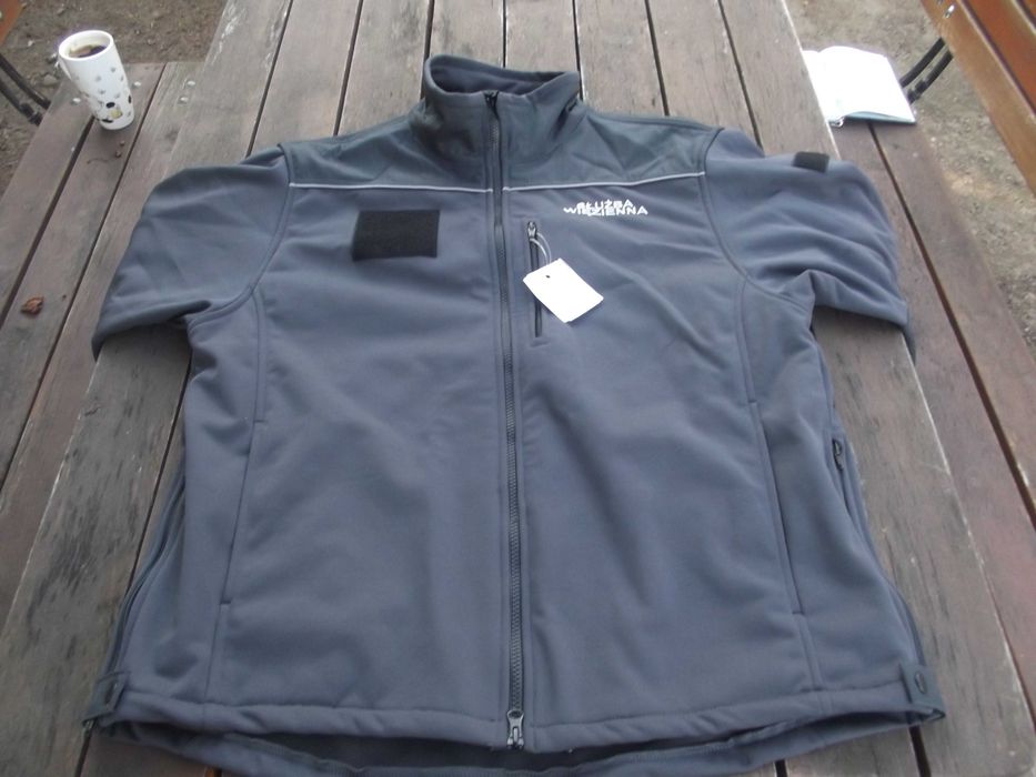 Bluza softshell, nowa, Polecam