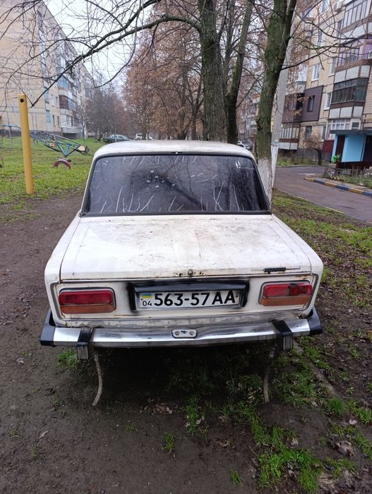 Продам ВАЗ 2103, можно как на запчасти, или немного приложить руки