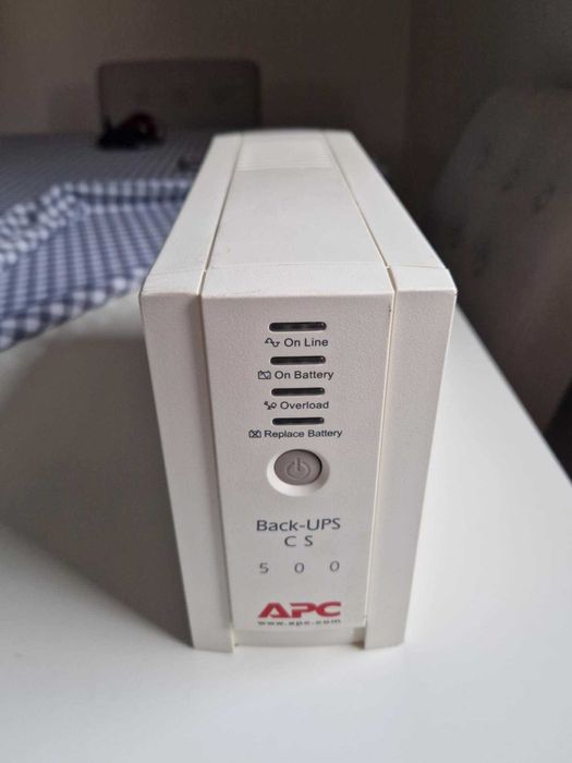 Zasilacz awaryjny UPS APC Back-UPS CS 500 cena 150zł