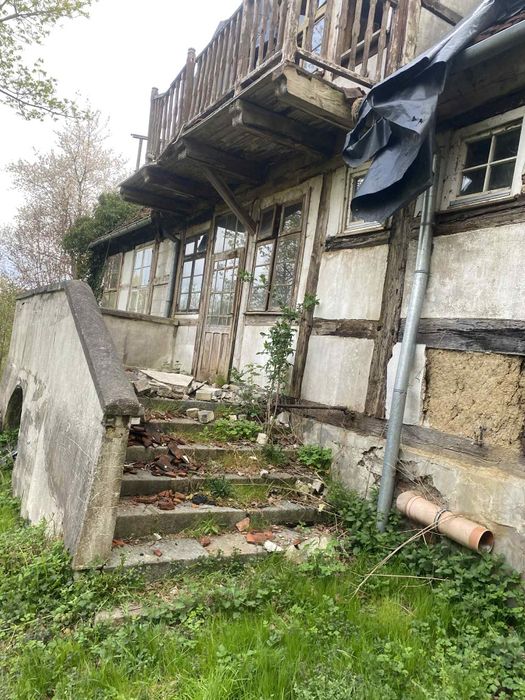 Rozbiórka domu za odzysk materiałów