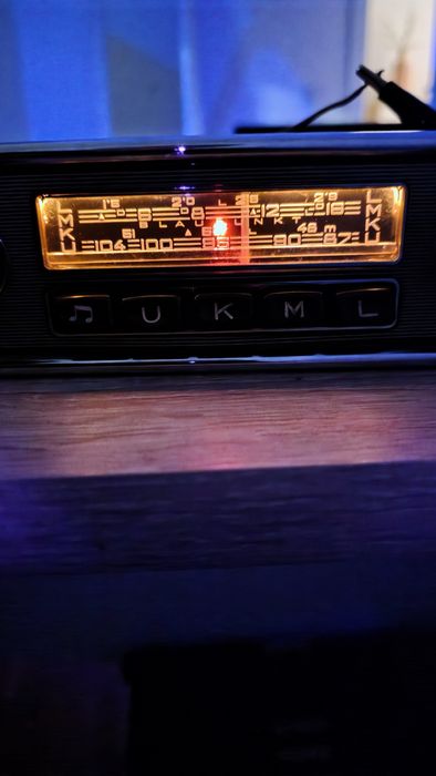 Rádio Blaupunkt Essen Anos 60/70 - VW/Porsche/Mercedes