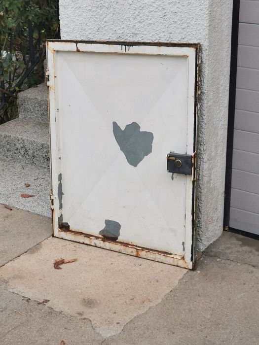 Porta  em  ferro