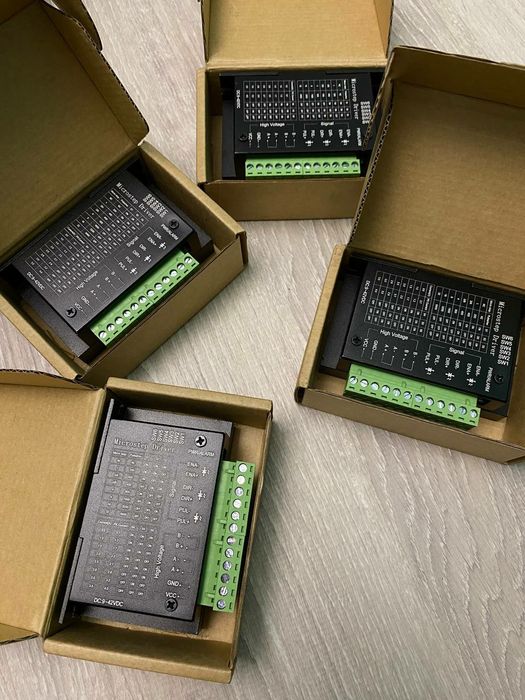 Драйвер крокового двигуна TB6600 9-42В 4А TB67, металевий корпус