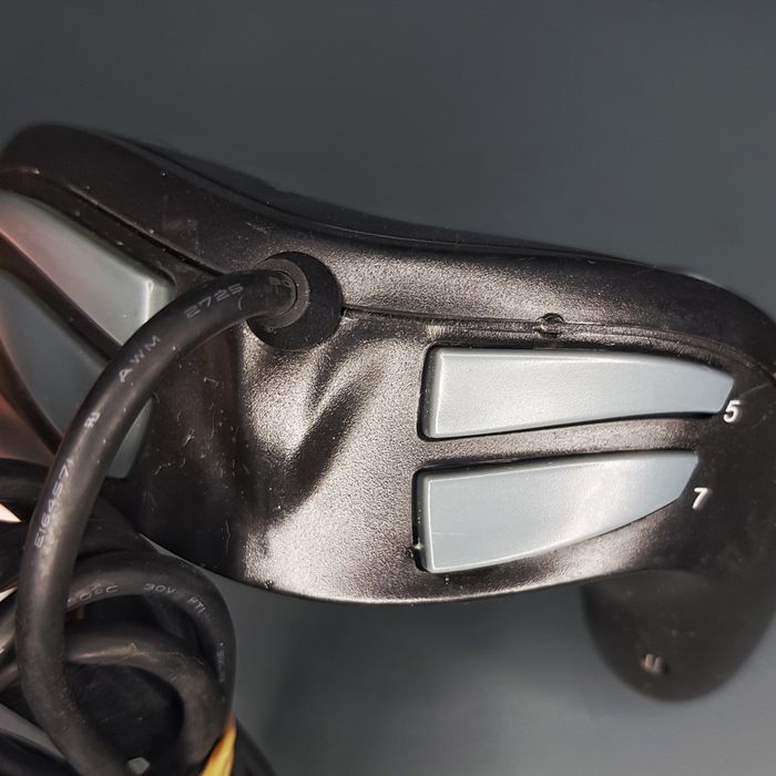 Comando/joystick para computador.