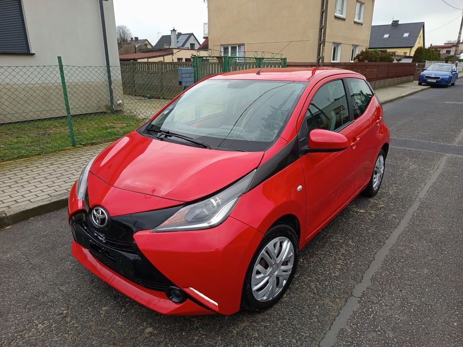 Toyota Aygo Automat Klima Kamera LED 5 drzwi