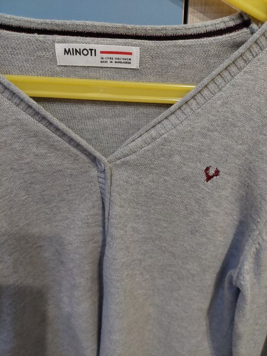 Sweterek chłopięcy 5 10 15 rozm. 140/146