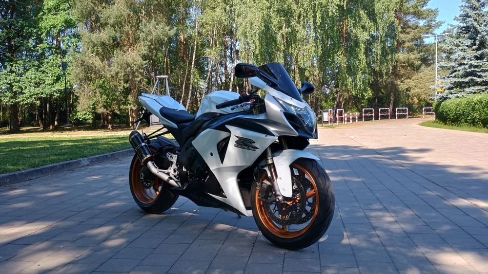 Suzuki Gsx-R  1000 k9  biała 26 tys