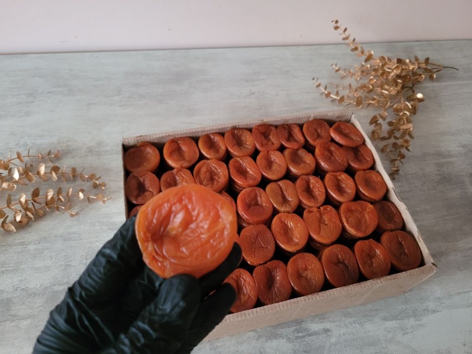 Курага узбецька. Сухофрукти. калібрована, найвищої якості. Шоколадна