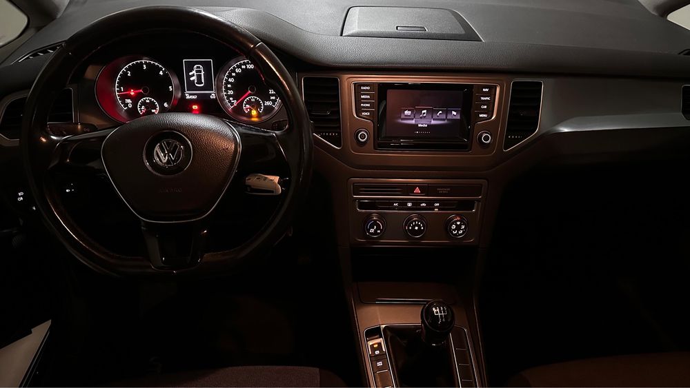 Volkswagen Golf — fotografia 7