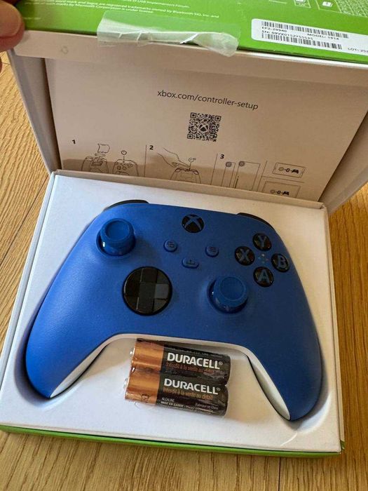 Microsoft Xbox Series X|S Wireless Controller Shock Blue | Новий | Пошкоджена коробка