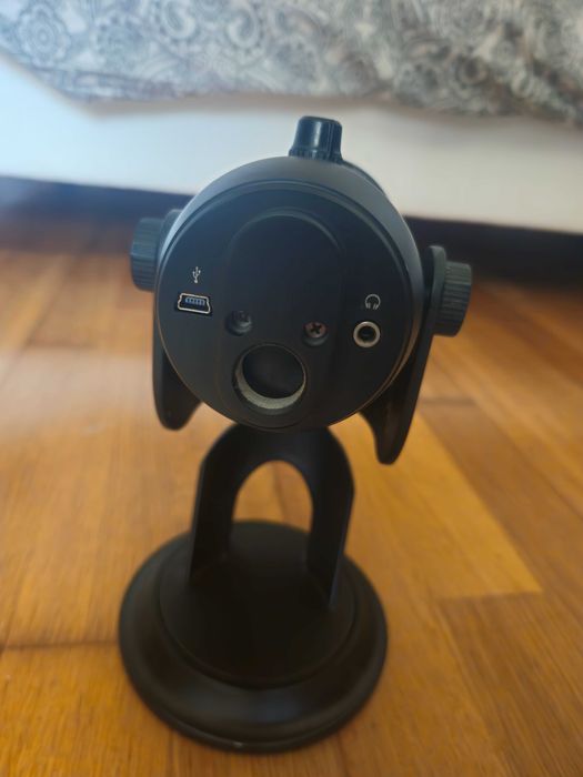 Logitech Blue Yeti Black Microfone USB