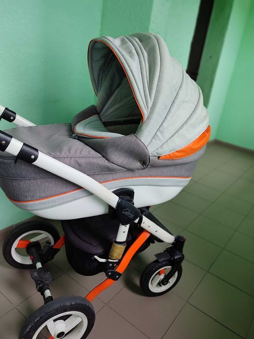 Детская коляска 2 в 1