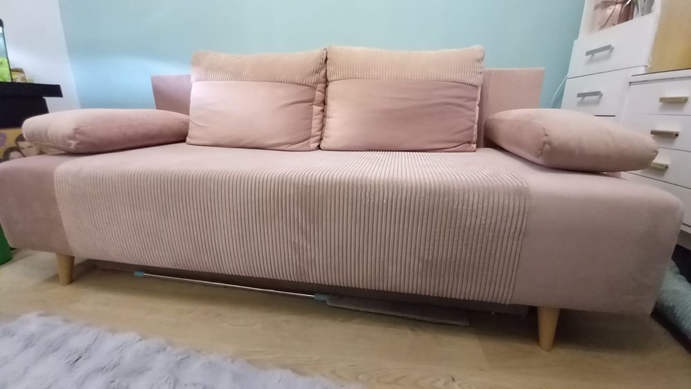 Sofa/ kanapa trzyosobowa Leon rozkładana z pojemnikiem różowa