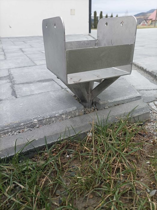 Stopa nierdzewna pod konstrukcję zadaszenia,altany