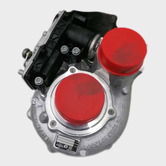 Turbosprężarka turbina Mercedes A45 CLA GLA AMG 2.0 t 386/421 KM