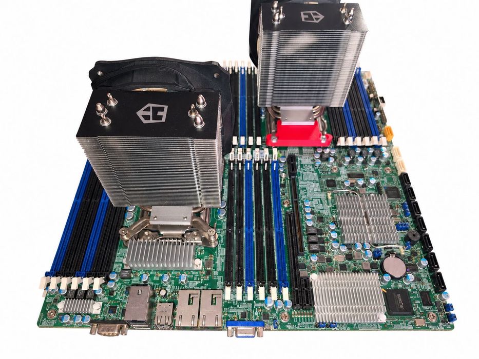 Plataforma Supermicro X9DRD-iT+ 2x Xeon E5-2697v2 384GB ECC 10GbE