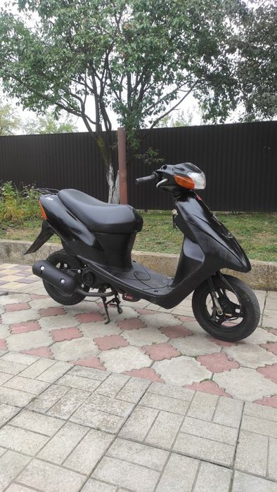 Suzuki lets  3  new бабочк