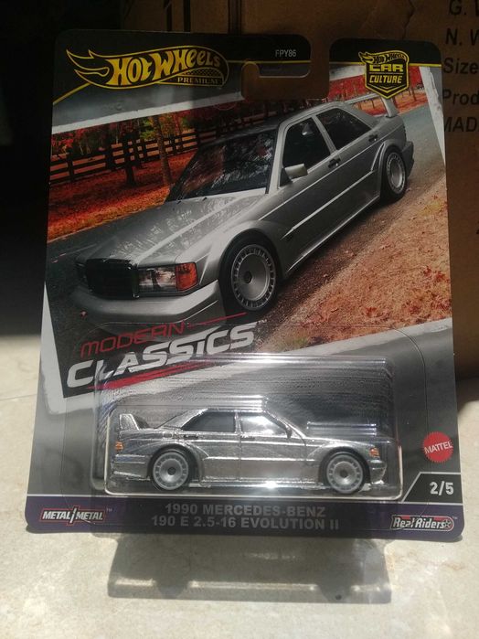 Hot Wheels - 1990 Mercedes-Benz 190E 2.5-16 Evo II - Modern Classics
